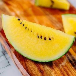 小瓜的瓜心可以吃吗,小瓜瓜心，可食用之谜